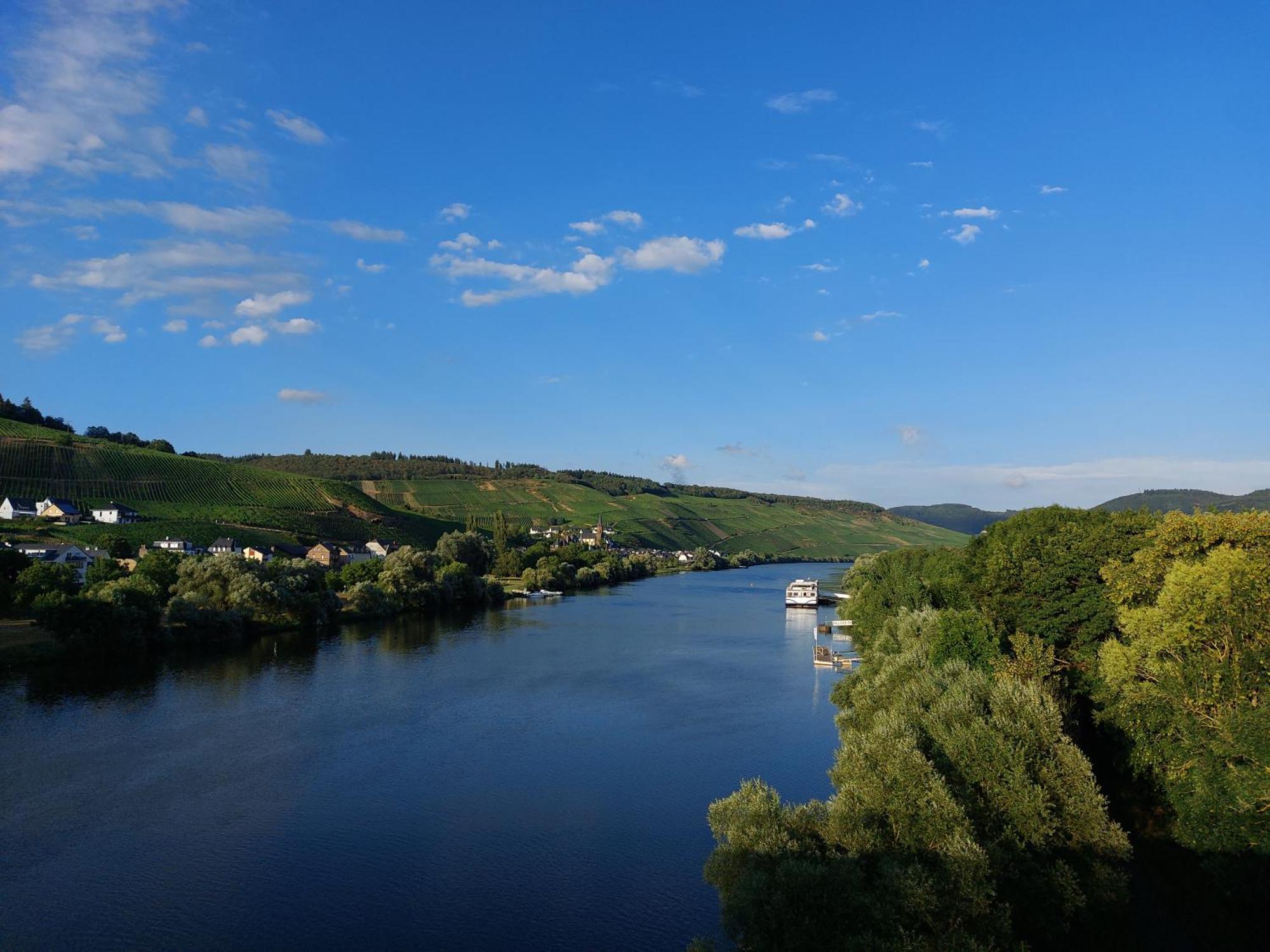 Ferienwohnungen Zum Niederberg Lieser Exteriér fotografie